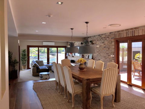 Riverfront Dream - Whitsundays Accommodation 35