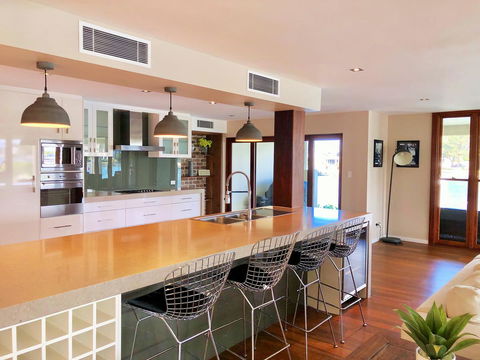 Riverfront Dream - Whitsundays Accommodation 16