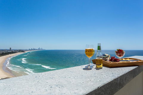 Gemini Court Holiday Apartments - Whitsundays Accommodation 2