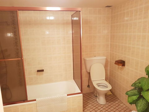 Gemini Court Holiday Apartments - Whitsundays Accommodation 43