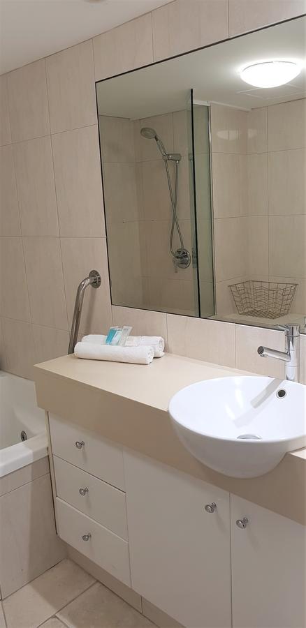 Gemini Court Holiday Apartments - Whitsundays Accommodation 20