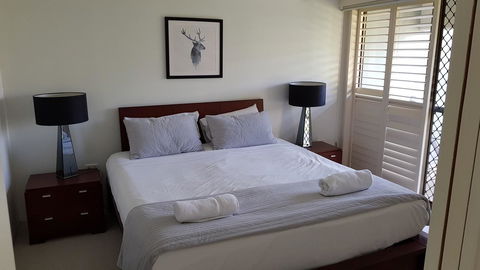 Gemini Court Holiday Apartments - Whitsundays Accommodation 16
