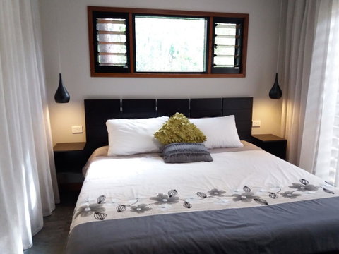 Forest Lodge: Little Villa - Whitsundays Accommodation 5