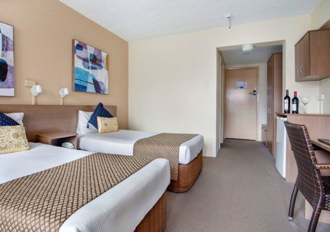 The Metropolitan Spring Hill - Whitsundays Accommodation 7