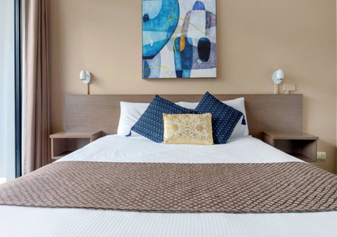 The Metropolitan Spring Hill - Whitsundays Accommodation 19