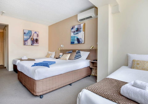 The Metropolitan Spring Hill - Whitsundays Accommodation 15