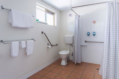 Anchor Motel Noosa - Whitsundays Accommodation 28