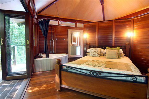 Cairns Rainforest Retreat - Whitsundays Accommodation 11