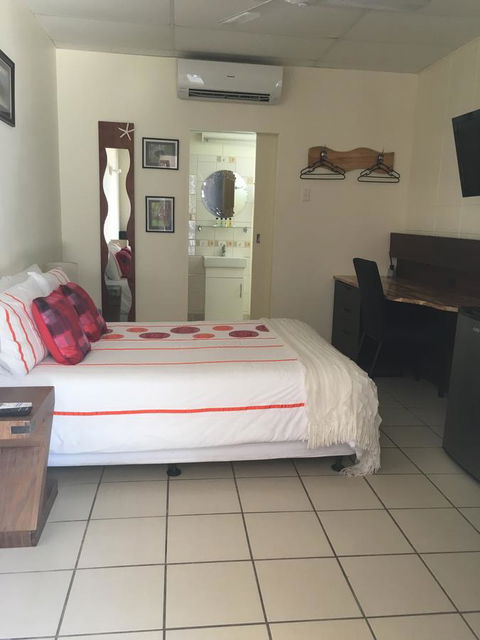 Black Marlin Motel - Whitsundays Accommodation 23
