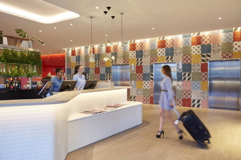 Holiday Inn Express Brisbane Central, An IHG Hotel - Whitsundays Accommodation 12