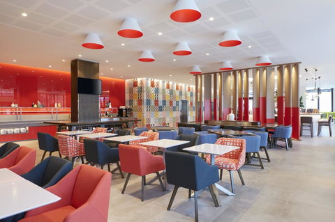 Holiday Inn Express Brisbane Central, An IHG Hotel - Whitsundays Accommodation 24