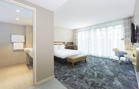 Holiday Inn Express Brisbane Central, An IHG Hotel - Whitsundays Accommodation 43