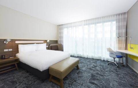 Holiday Inn Express Brisbane Central, An IHG Hotel - Whitsundays Accommodation 40