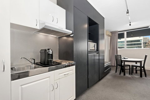 Ridge Apartment Hotel - Whitsundays Accommodation 2
