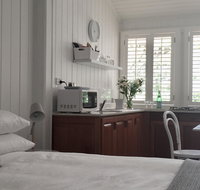 Halcyon on Bardon - Whitsundays Accommodation