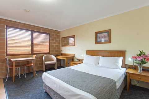 Windmill Motel & Events Centre - Whitsundays Accommodation 15