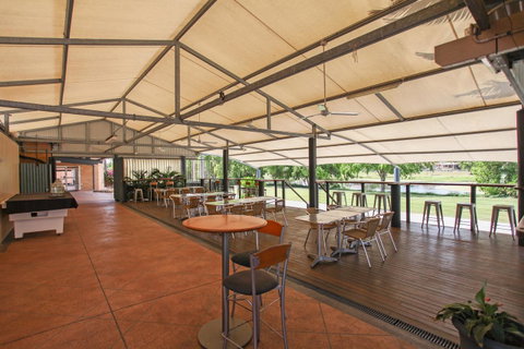 Windmill Motel & Events Centre - Whitsundays Accommodation 8