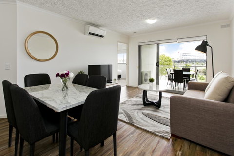 Arise Princess Regent Apartments - Whitsundays Accommodation 11