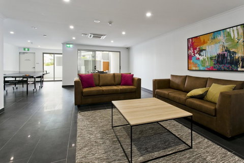 Arise Princess Regent Apartments - Whitsundays Accommodation 15