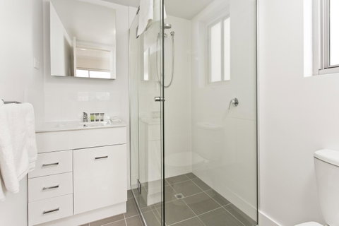 Arise Princess Regent Apartments - Whitsundays Accommodation 8