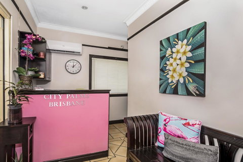 City Palms Brisbane - Whitsundays Accommodation 6