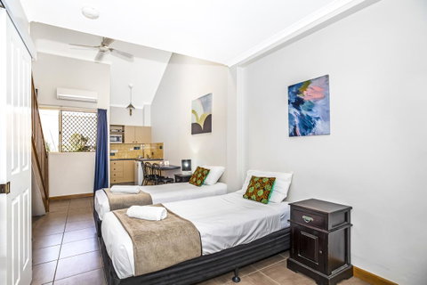 City Palms Brisbane - Whitsundays Accommodation 13