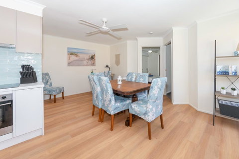 Waterfront Theme Park Getaway - Whitsundays Accommodation 5