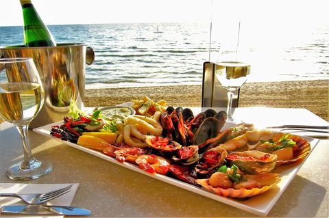 Capricorn One Beachside Holiday Apartments - Official - Whitsundays Accommodation 21