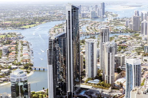 Holiday Holiday Circle On Cavill Apartments - Whitsundays Accommodation 32