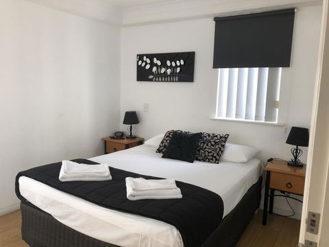 Wharf Boutique Apartments - Whitsundays Accommodation 22