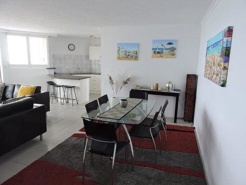 Rainbow Commodore Coolangatta - Whitsundays Accommodation 13