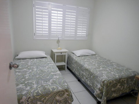 Cylinder Beach Mooloomba Unit 3 - Whitsundays Accommodation 8