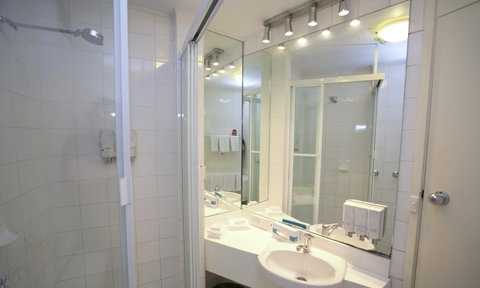 Madison Tower Mill Hotel - Whitsundays Accommodation 10