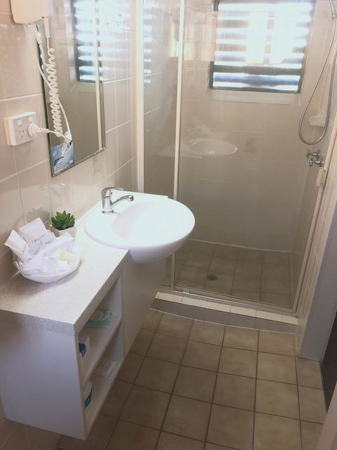 City Motor Inn - Whitsundays Accommodation 2