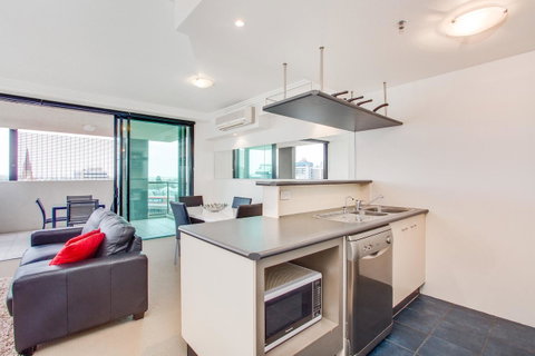 Republic Apartments Brisbane City - Whitsundays Accommodation 21