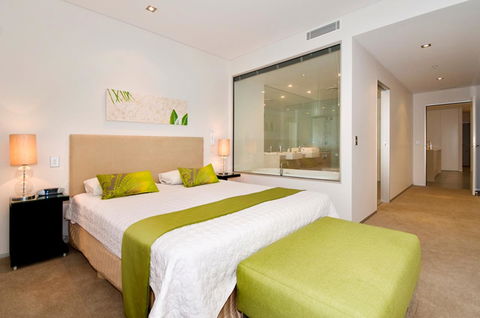 Ambience On Burleigh Beach - Whitsundays Accommodation 26