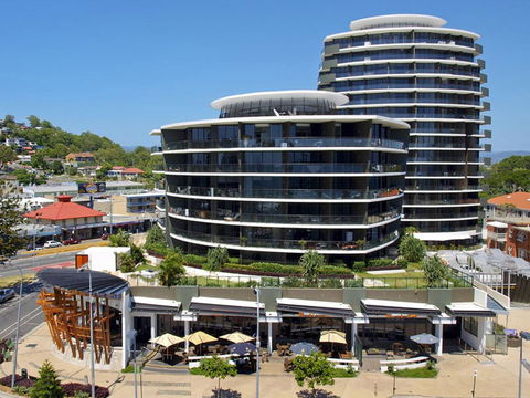 Ambience On Burleigh Beach - Whitsundays Accommodation 6