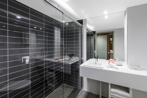 Hotel Grand Chancellor Brisbane - Whitsundays Accommodation 1