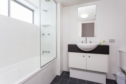 Oxygen Apartments - Whitsundays Accommodation 12