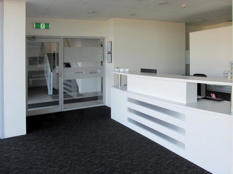 Monterey Apartments Moranbah - Whitsundays Accommodation 8