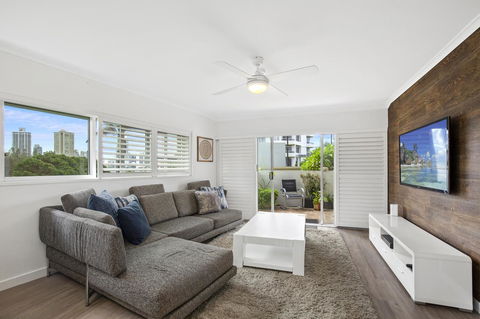 Narrowneck Court Holiday Apartments - Whitsundays Accommodation 17