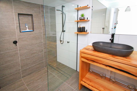 Narrowneck Court Holiday Apartments - Whitsundays Accommodation 29