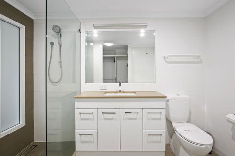 Narrowneck Court Holiday Apartments - Whitsundays Accommodation 15