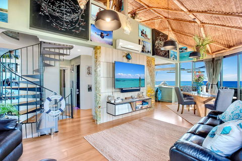 Burleigh Esplanade Apartments - Whitsundays Accommodation 5