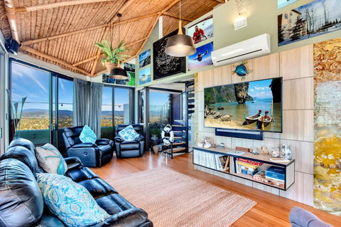 Burleigh Esplanade Apartments - Whitsundays Accommodation 12