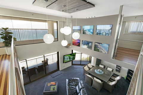 Burleigh Esplanade Apartments - Whitsundays Accommodation 25