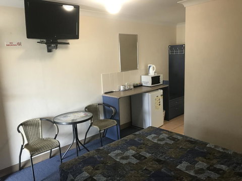 Nanango Star Motel - Whitsundays Accommodation 23