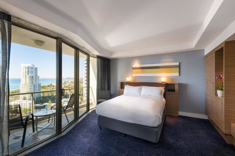 Sofitel Gold Coast Broadbeach - Whitsundays Accommodation 8
