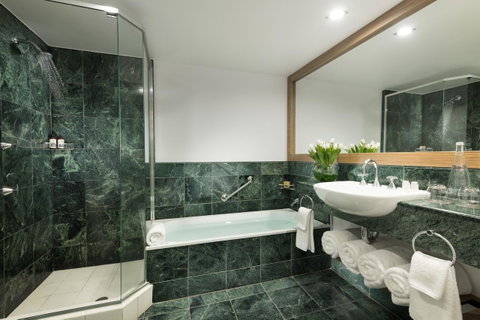 Sofitel Gold Coast Broadbeach - Whitsundays Accommodation 2