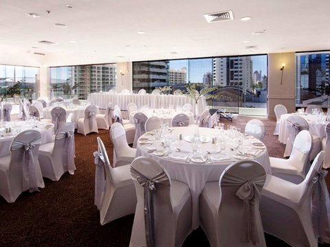 Sofitel Gold Coast Broadbeach - Whitsundays Accommodation 36